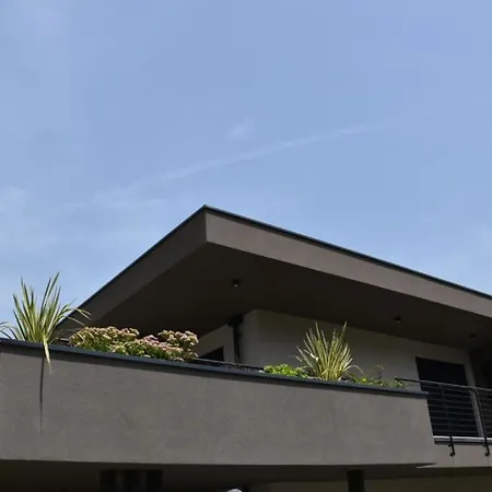 La Bella - In Apartment *